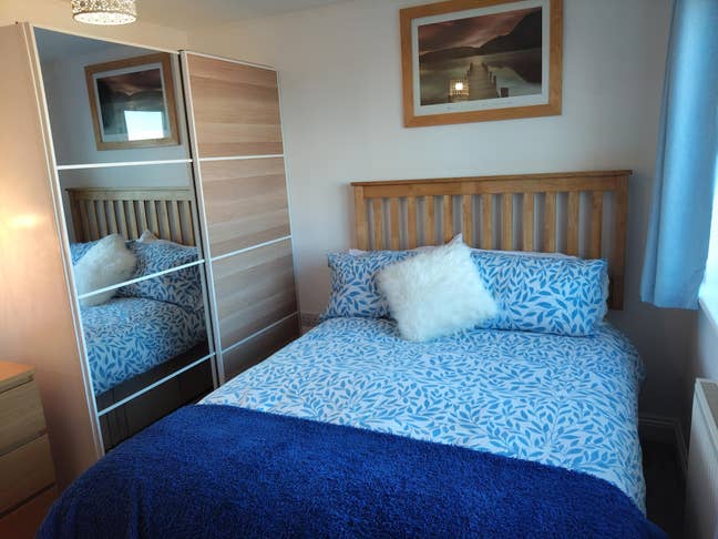 Double room with sole use of bathroom Main Photo