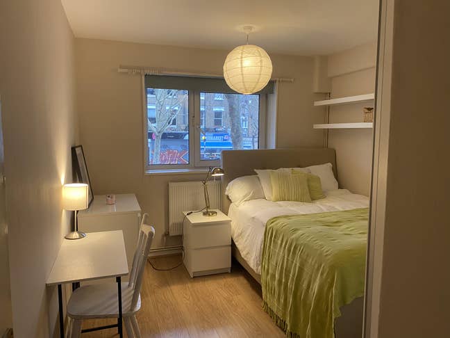 Bright double room in Hampstead — bills Included  Main Photo