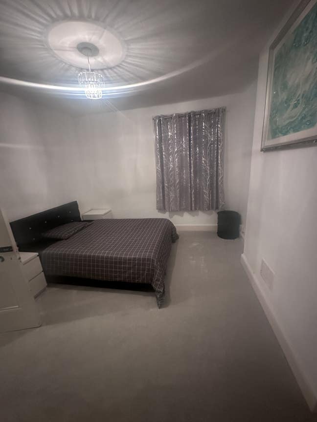 Double room for rent in a quiet household. Main Photo