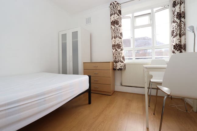 White City Living - Steps from Transport Main Photo