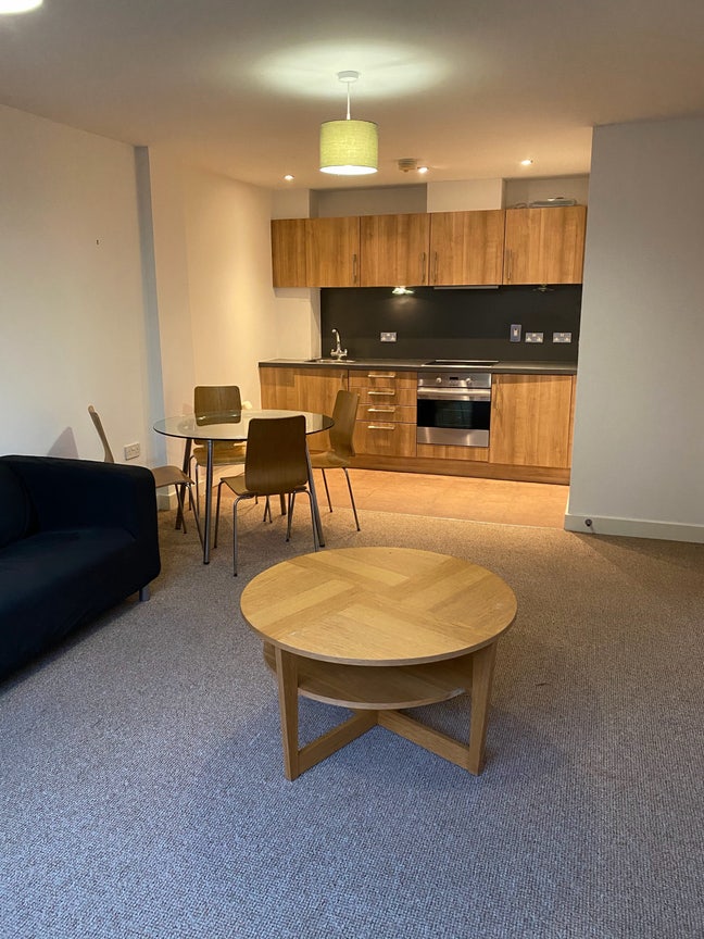 Lovely One Bed Apartment on St Paul’s Square Main Photo