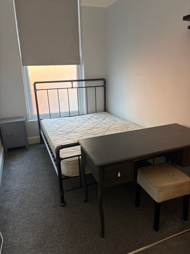 Ensuite studio in  Kensington - Prescot Rd Main Photo