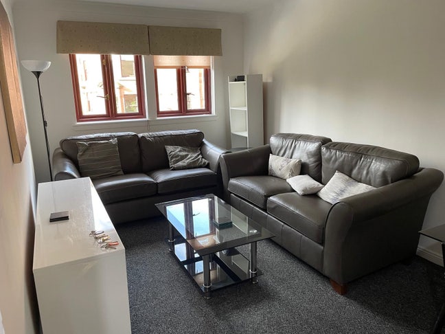 Dennistoun - Near Alexandra Parade - Share Flat Main Photo