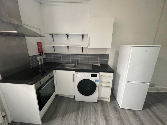 Self contained studio flat.  Main Photo