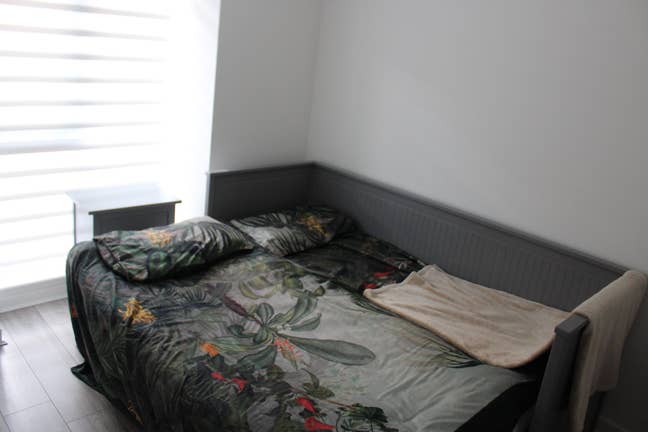 Double Room in Modern Home Near Riverside Main Photo