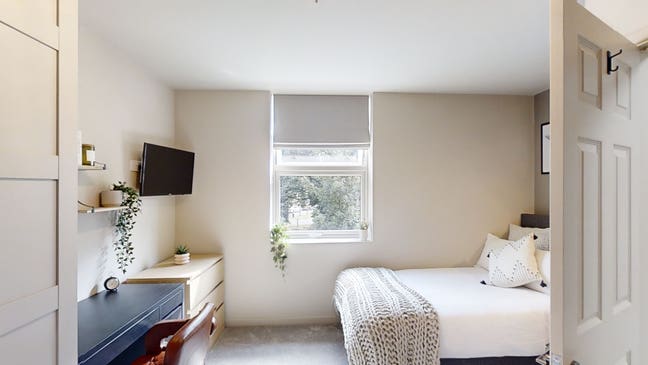 Refurbed Double rooms - Strood  Main Photo