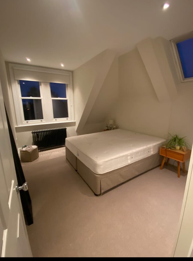Lovely room in Streatham  Main Photo