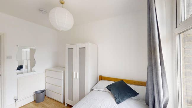 Richmond Road - Refurbished House-Share Main Photo