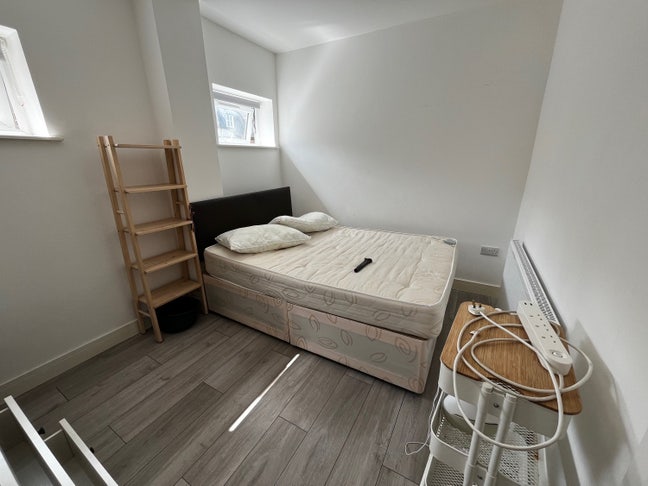 Double bedroom in house share in Hammersmith Main Photo
