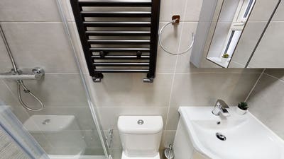 En-suite room! Main Photo