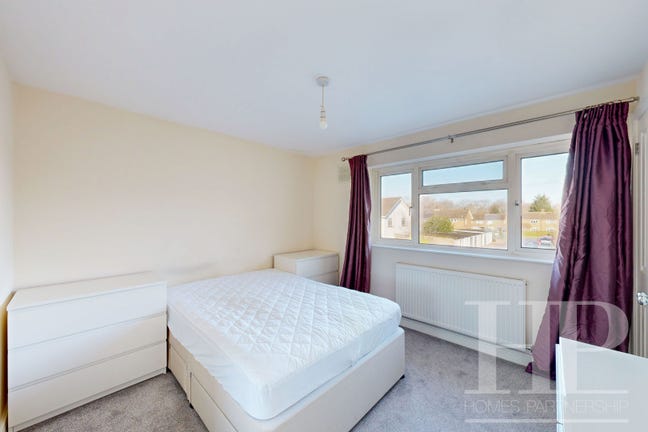 Professional House Share in Three Bridges Main Photo