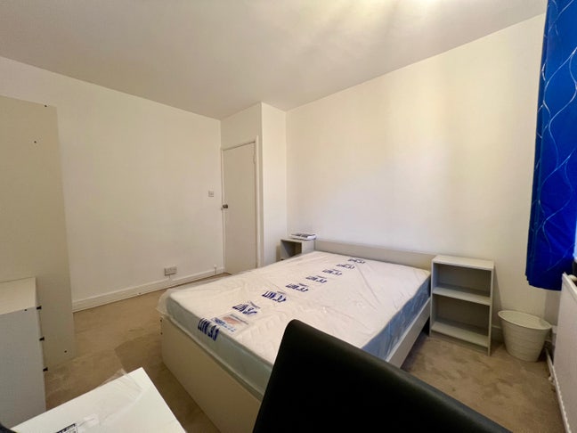 Amazing Double Room in Kingston Main Photo