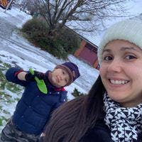 Room needed by professional couple Main Photo