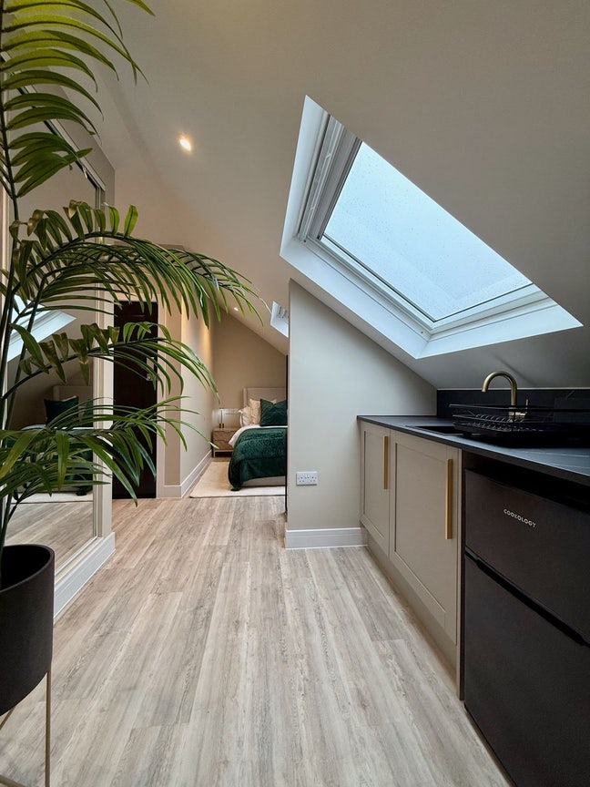 🤩 Dream Suites 🛌 | 4️⃣ Min🚶to Hospital 🏥 Main Photo