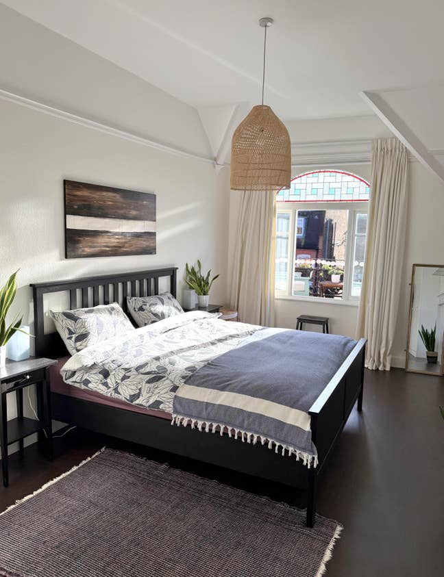 Victorian style flat with character Main Photo