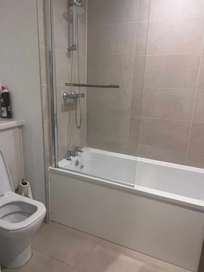Bright En Suite Double Room in Modern Manchester Main Photo