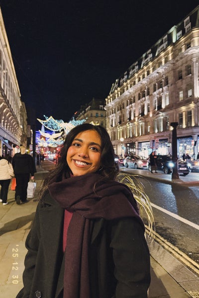 Professional Seeking 2–3 Bed Flat in Ealing  Main Photo