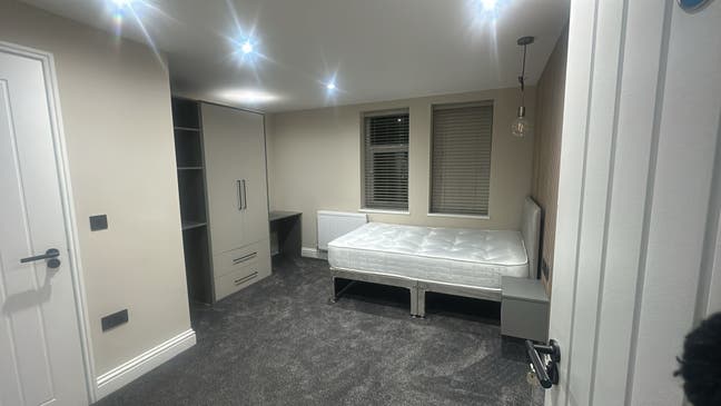 UPCOMING Amazing Property in Hamilton Road - NG10 Main Photo