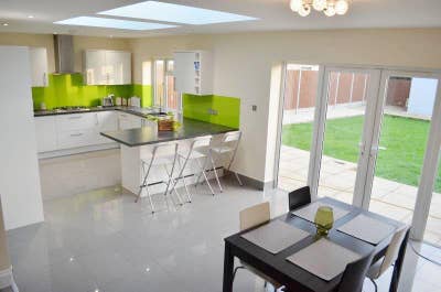 Top Floor Ensuite Loft - All Bills Included Main Photo