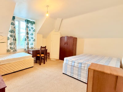 Spacious Furnished Double Room to Rent Main Photo