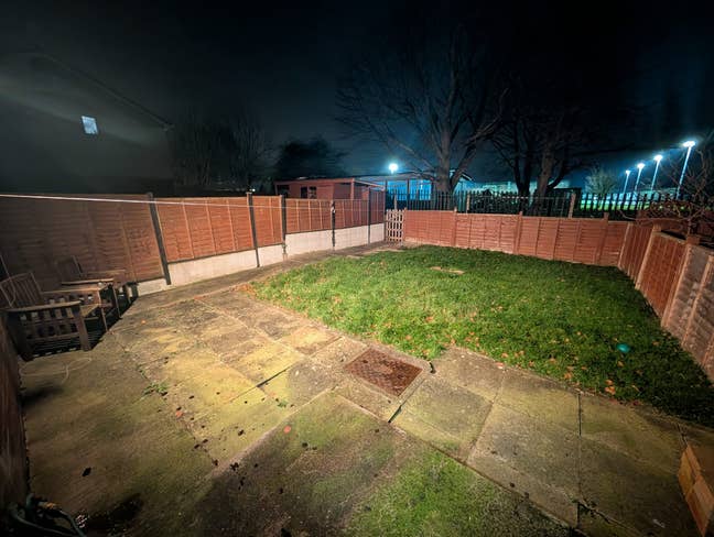 Double Room in Quiet House – Shared with One Perso Main Photo