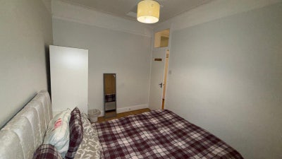 Fantastic room here!!  Main Photo