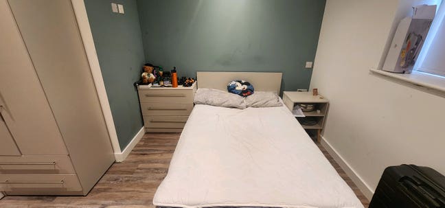 Ensuit room in city centre Main Photo