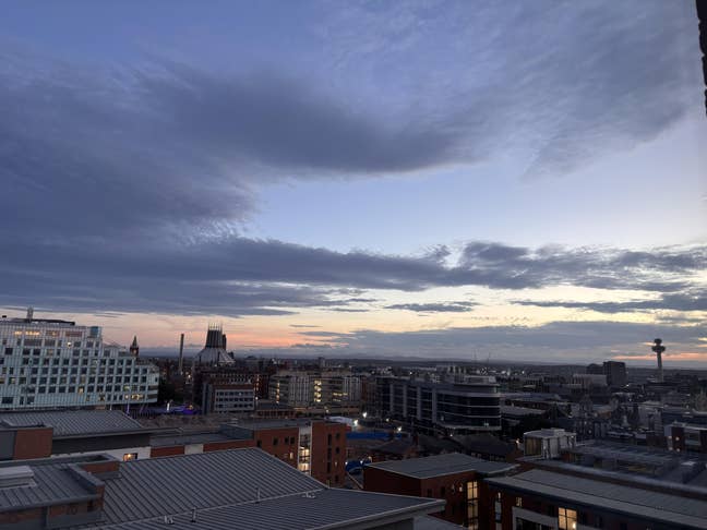 Ensuite Double Student Room with Mountain Views Main Photo