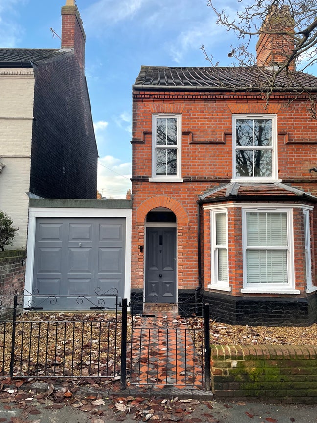 Premium double room in golden triangle available Main Photo