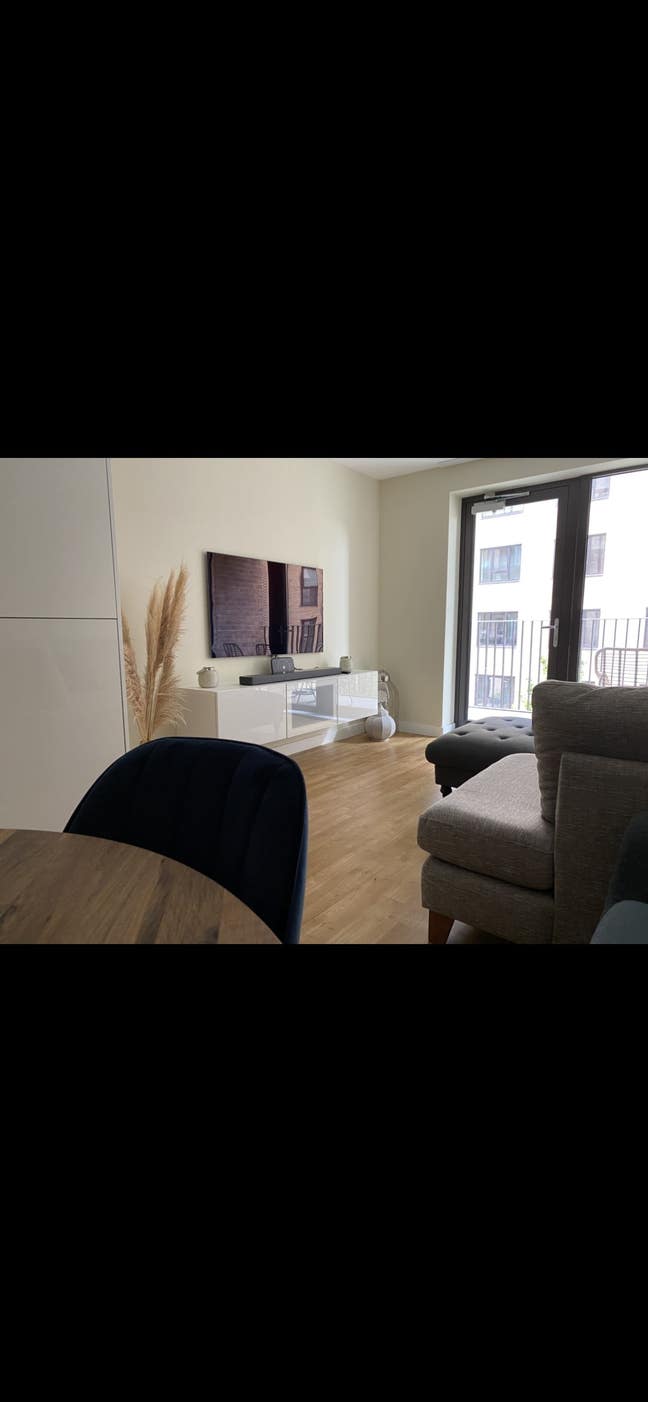 Luxury double en-suite room in secure development Main Photo