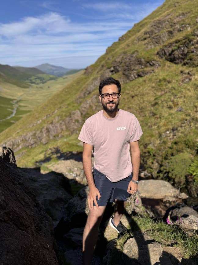 Professional Male seeks a double room Main Photo