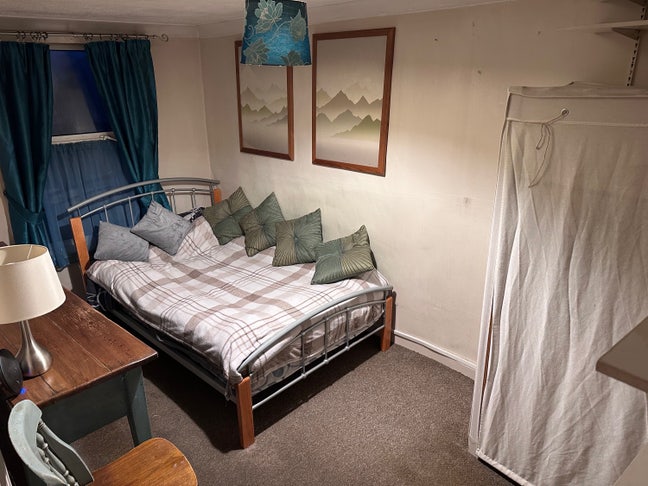 Single room in Ramsgate town centre near Harbour. Main Photo