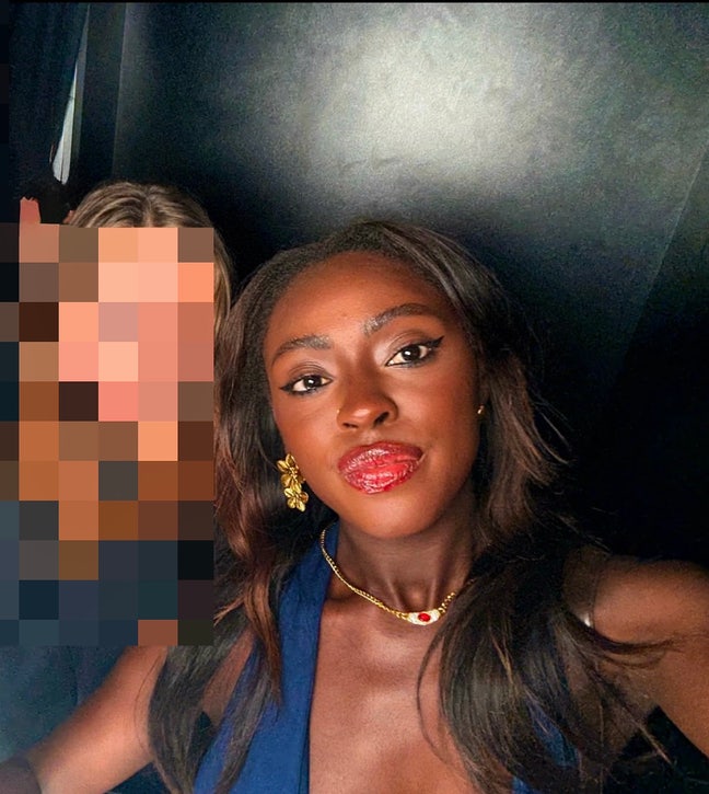 Female student looking for double room! Main Photo