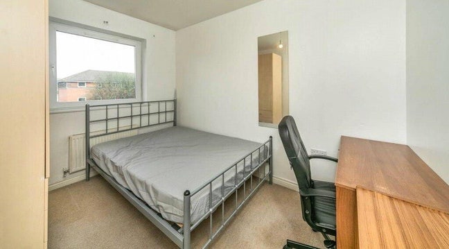 🌟Room for Rent - Comfortable|Clean|Well Connected🌟 Main Photo
