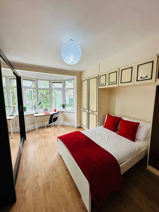 Stunningly Designed Double Room in Premium Flat Main Photo