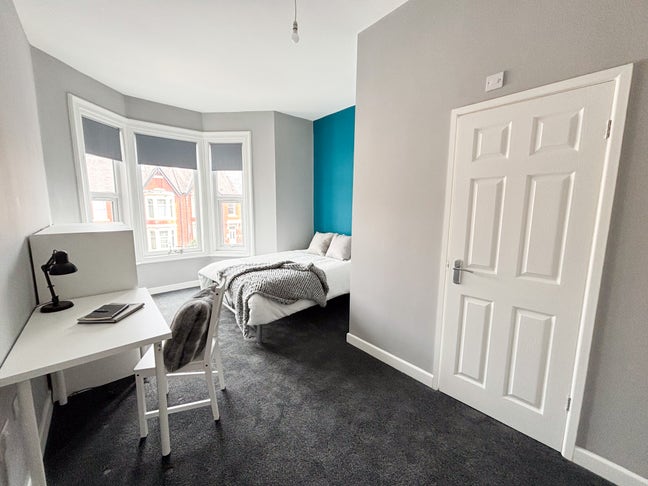 Newly Refurbished En-Suite HMO Coming Up Main Photo