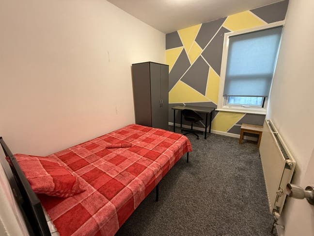Southfields - 2 Amazing Rooms 🙀 Act Fast Main Photo