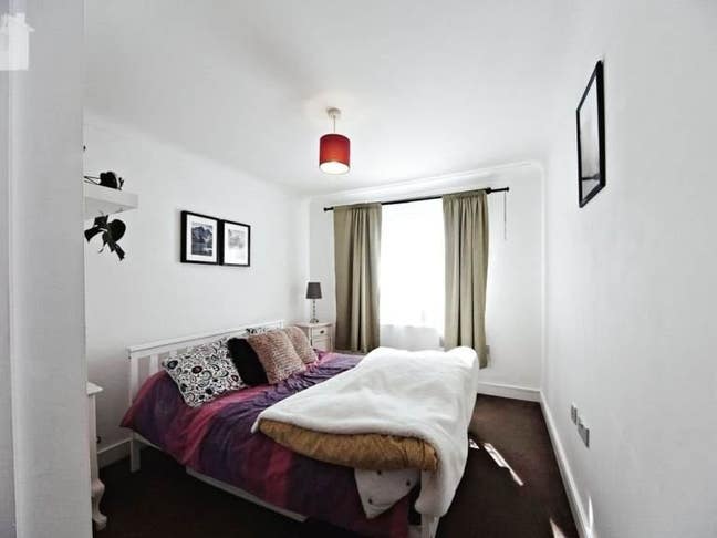 Spacious 2 Double Bedroom, 2 Bathroom Flat – SM1 Main Photo