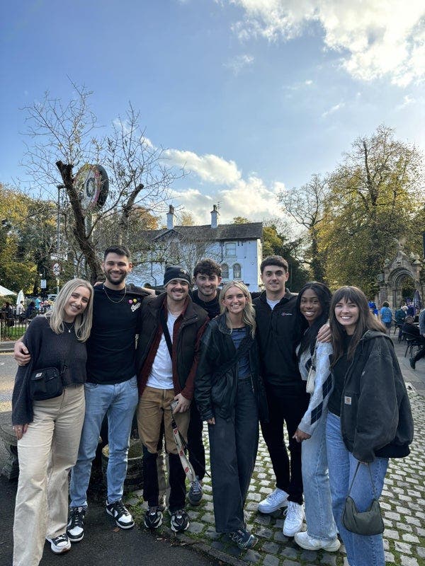 2 Double Rooms in sociable Withington House Main Photo