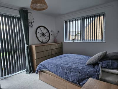 Furnished Double Bedroom Main Photo