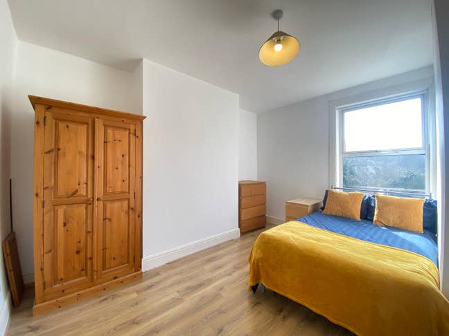 Double room with en-suite  Main Photo
