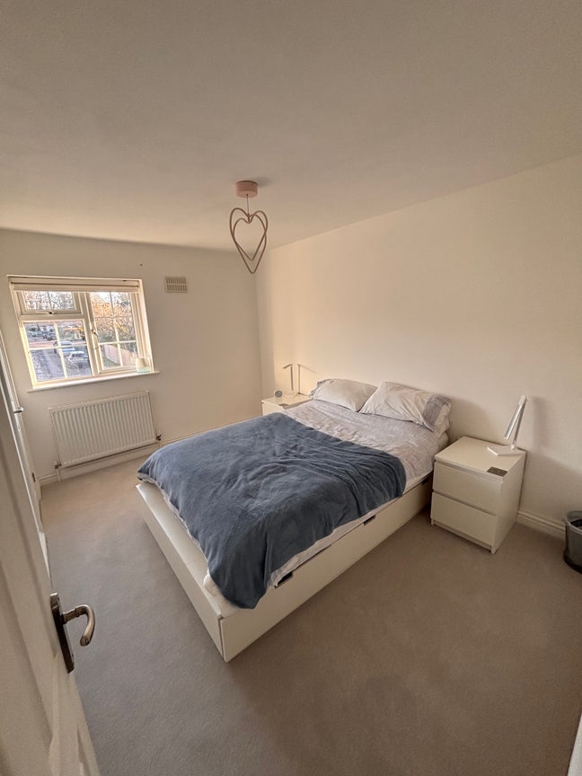 4 bedroom 2 bathroom house spacious brand new.   Main Photo