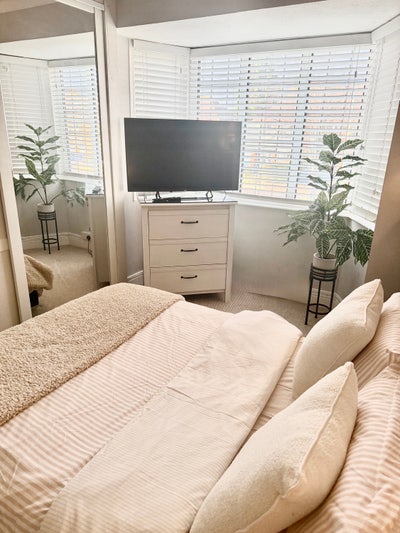 Mon to Fri let /occasional weekend if needed Main Photo