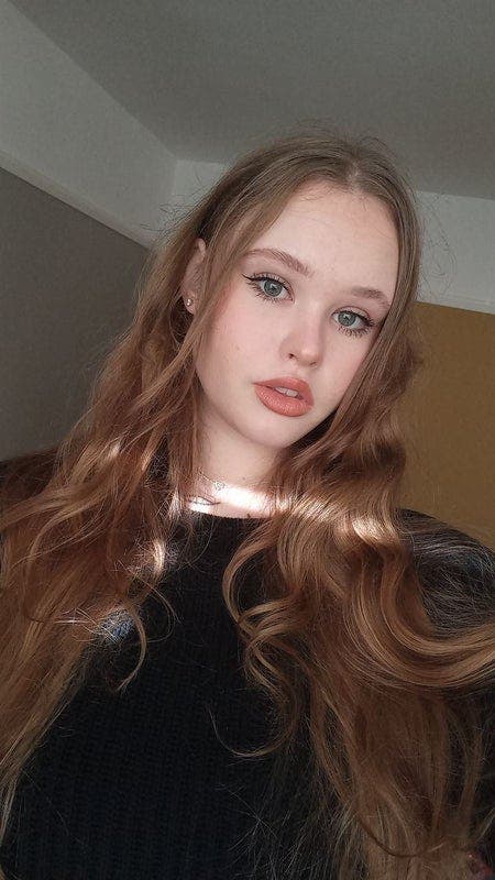 I'm looking for a buddy up to move in the flat Main Photo