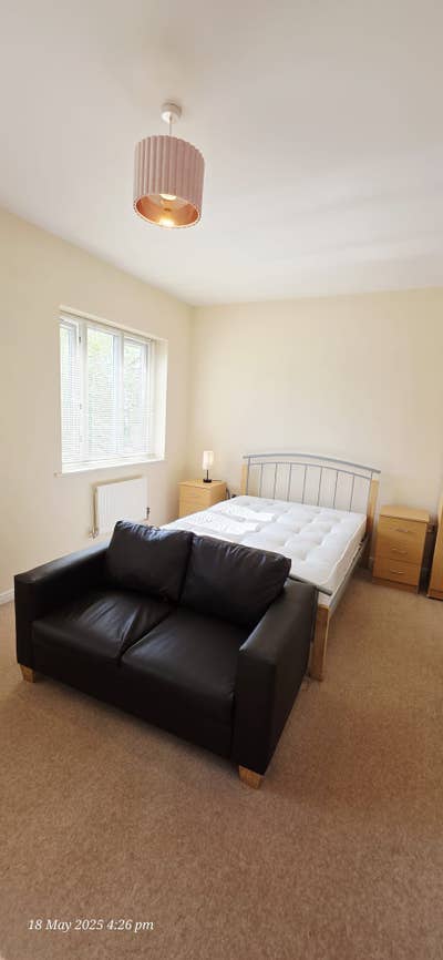 🌟Exclusive Ensuite Bedroom in Abingdon🌟 Main Photo