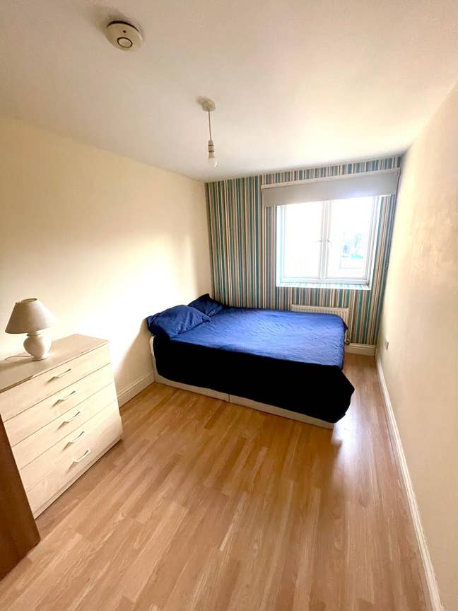 Nice room I Just 1 min walking to Shadwell DLR Main Photo