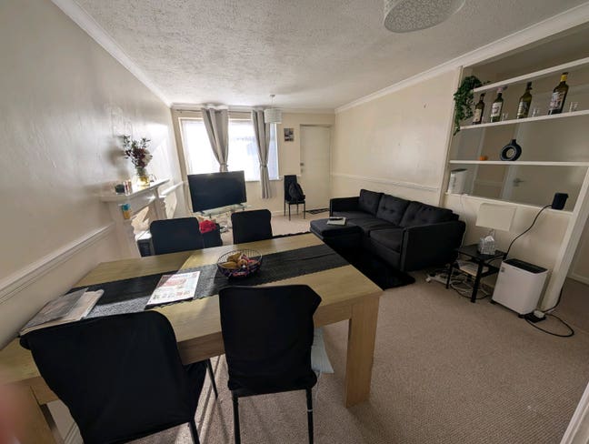 Double room in quiet house – Keynsham – Bills incl Main Photo