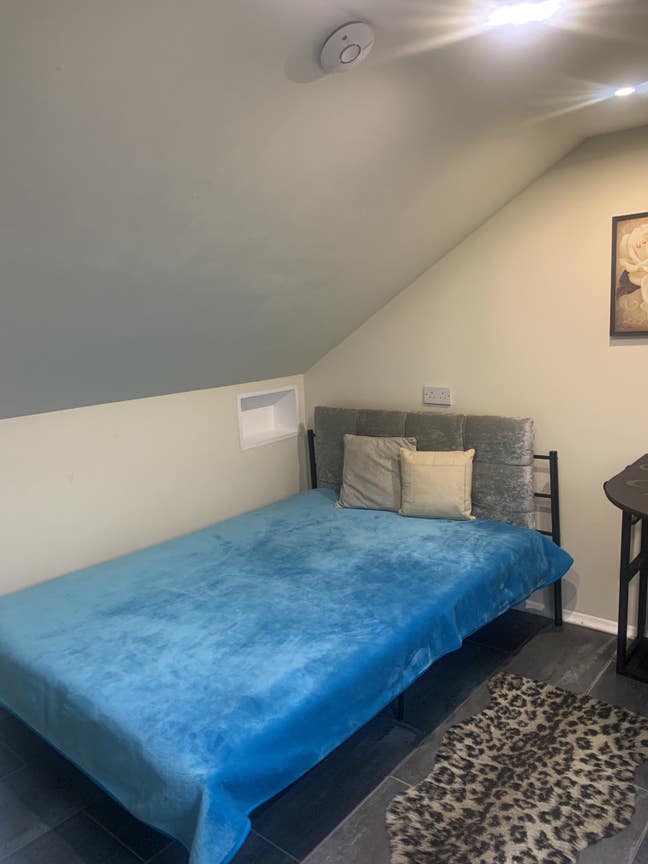 Double Loft Room For Rent-Walthamstow  Main Photo