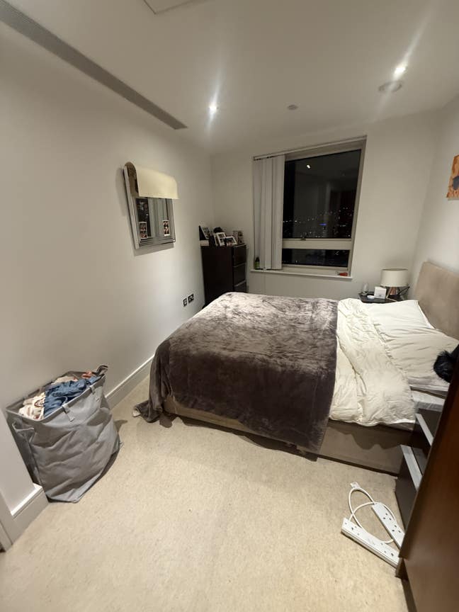 Ensuite room available in 2b2b mid feb to mid june Main Photo
