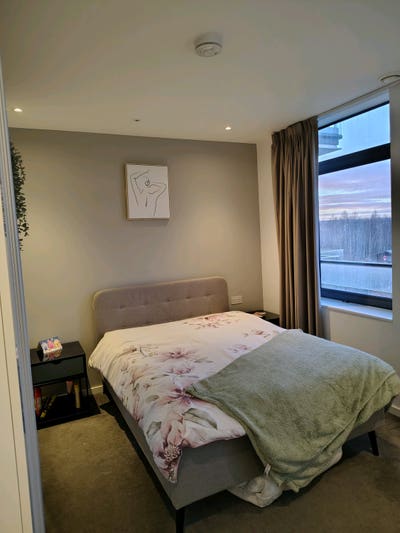 Room to rent in East Village, Stratford* Female Main Photo